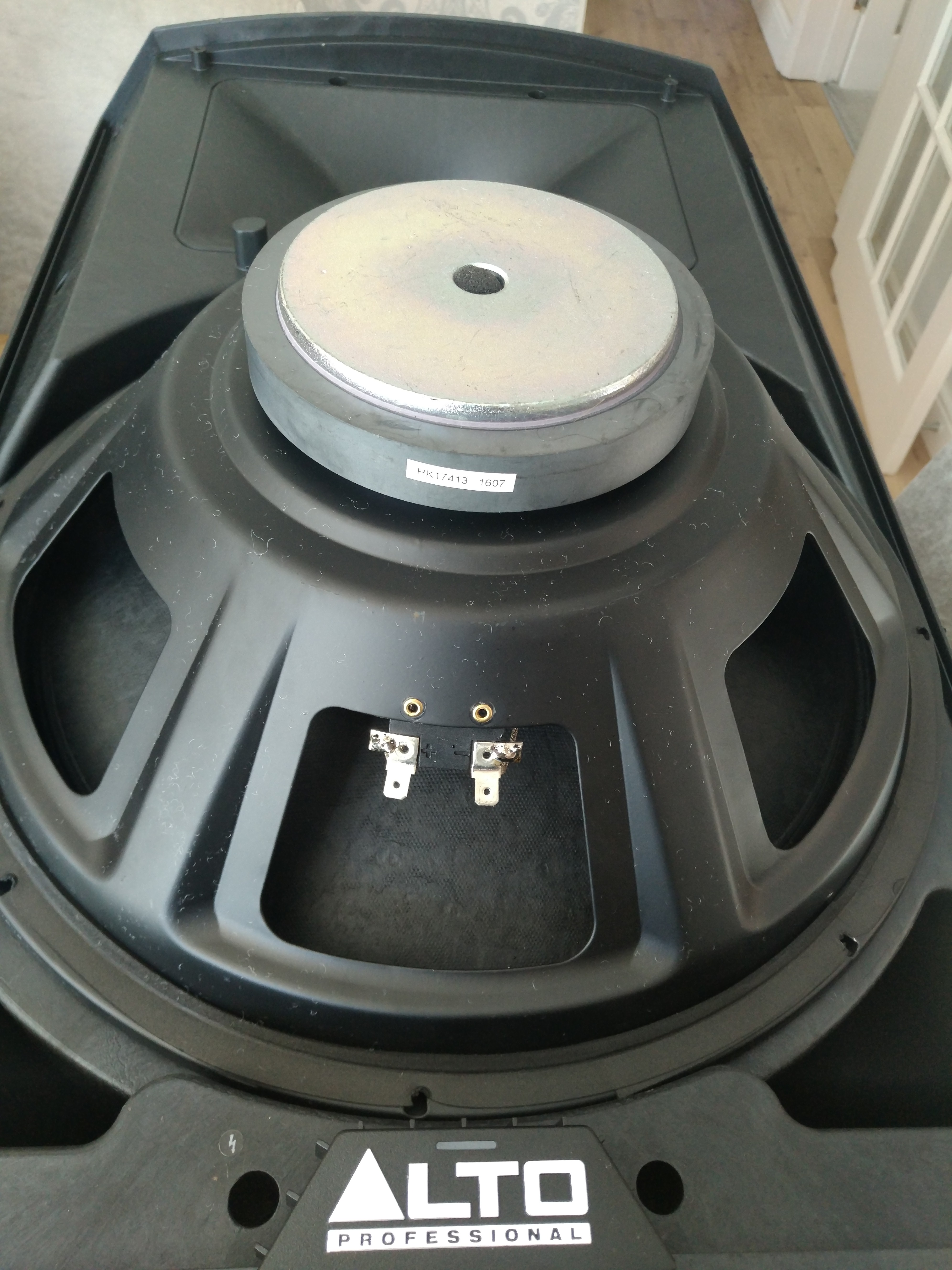 alto ts215s subwoofer